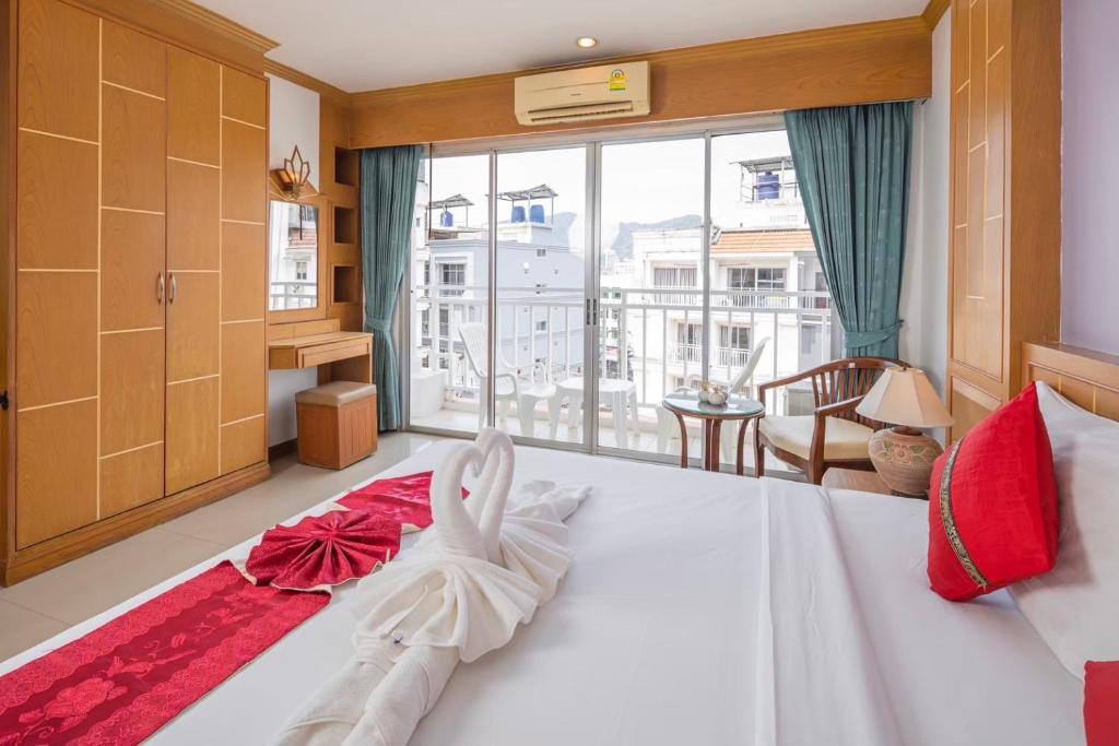 SUN SHINE PATONG (EX. AZURE PHUKET) — фото 2