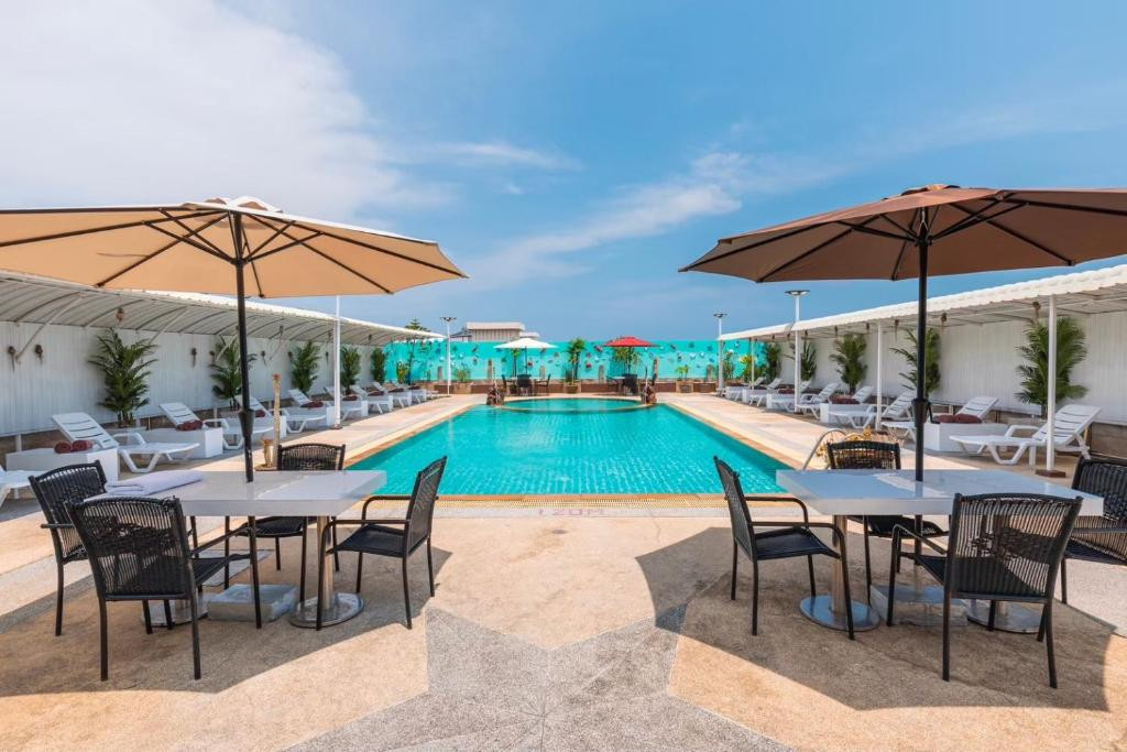 SUN SHINE PATONG (EX. AZURE PHUKET) — фото 4