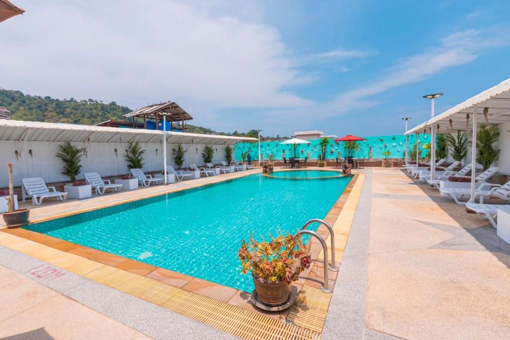 SUN SHINE PATONG (EX. AZURE PHUKET) — фото 9