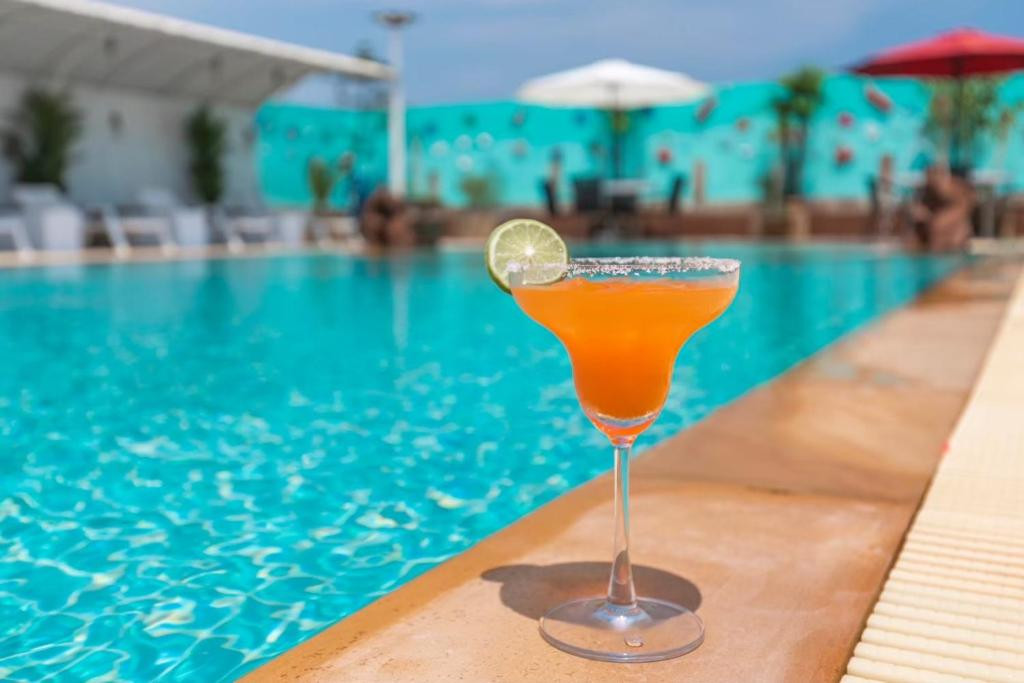 SUN SHINE PATONG (EX. AZURE PHUKET) — фото 10
