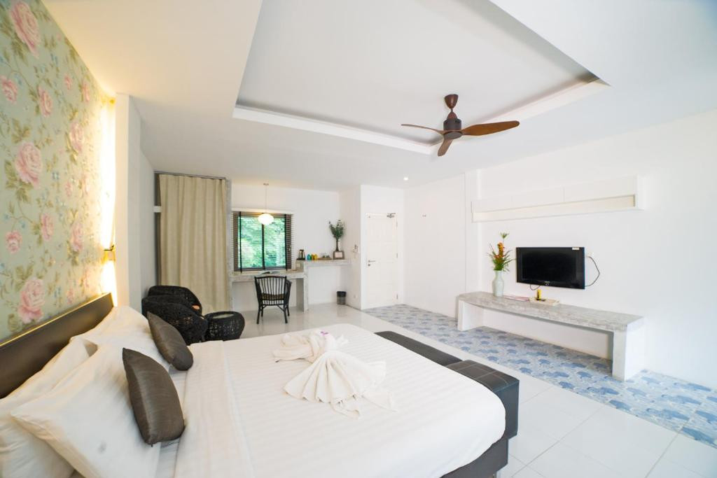 SURINTRA BOUTIQUE RESORT — фото 6