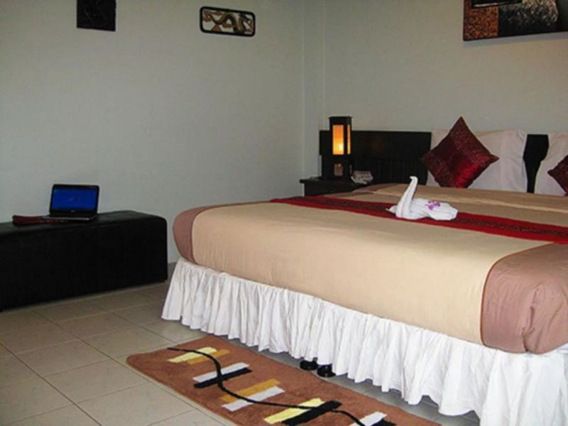 THE NICE PATONG HOTEL — фото 11