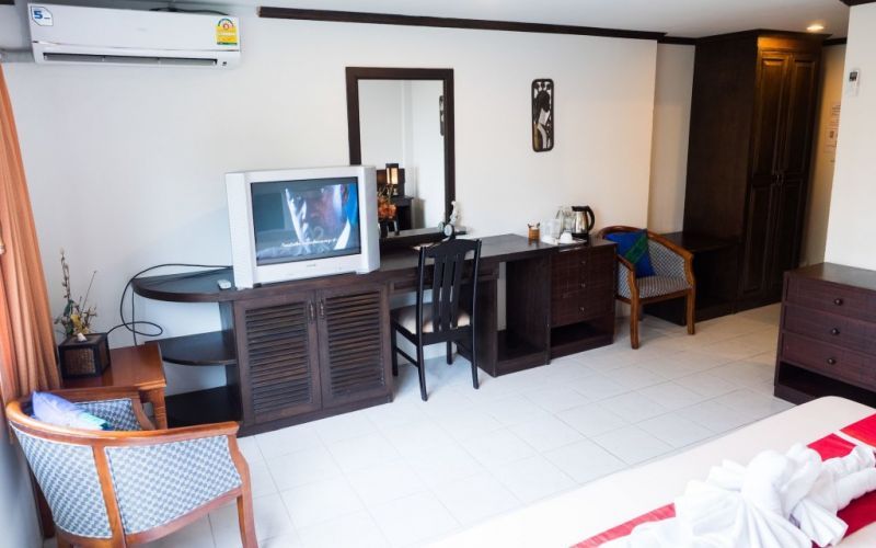 THE NICE PATONG HOTEL — фото 16
