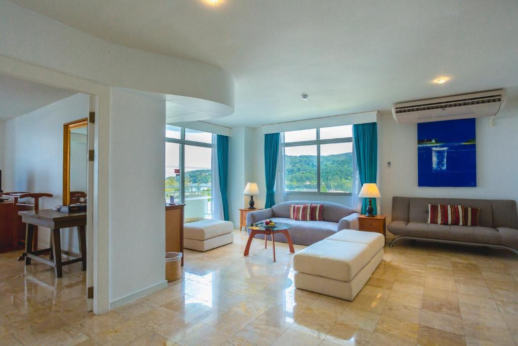 THE WATERFRONT SUITES BY CENTARA — фото 9