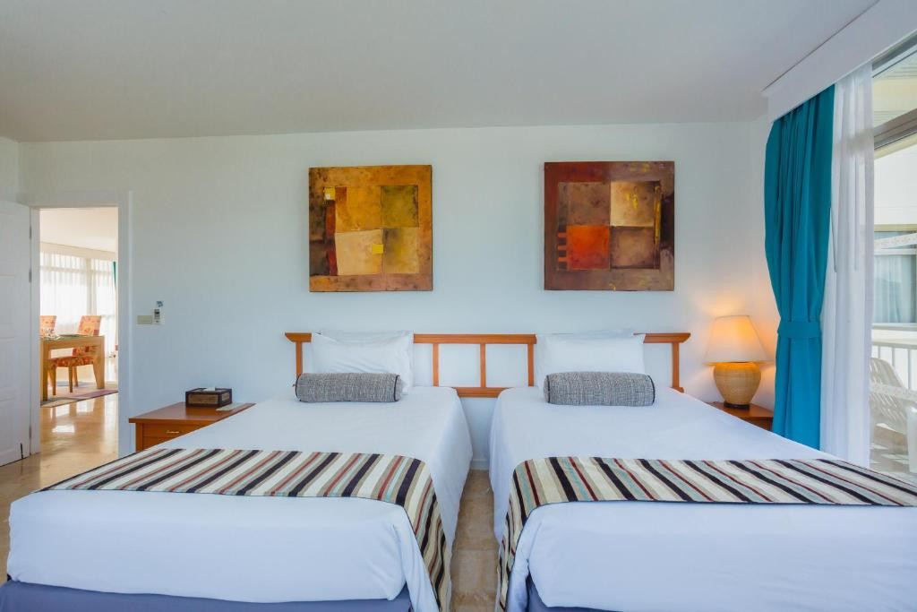 THE WATERFRONT SUITES BY CENTARA — фото 17