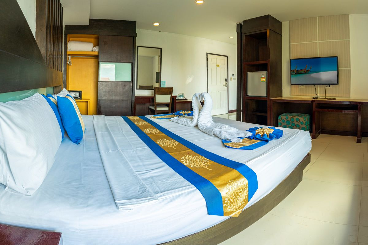 TUANA BLUE SKY RESORT (EX. BLUE SKY PATONG) — фото 13