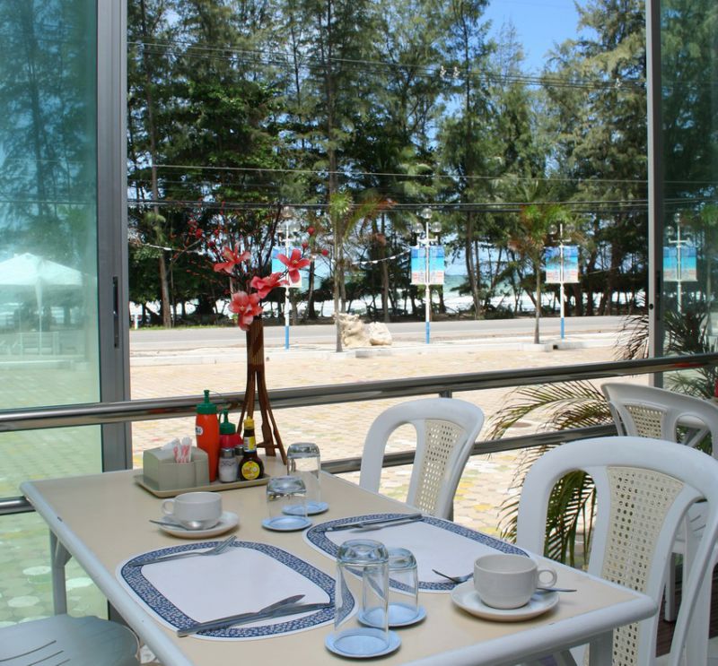 NICE BEACH HOTEL — фото 8
