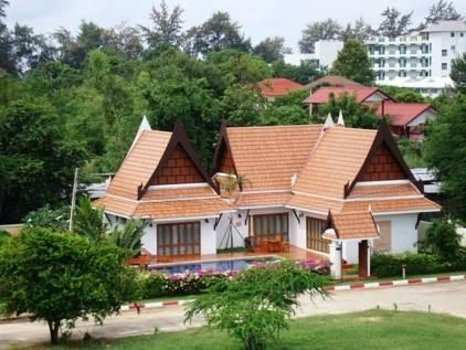 THE ROYAL TROPICAL BEACH CONDOMINIUM — фото 10