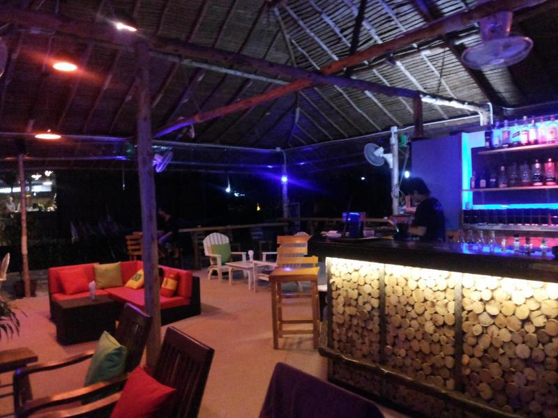 COCO HUT BEACH RESORT — фото 14