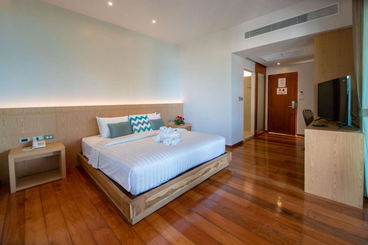 CORAL CLIFF BEACH RESORT (EX. CORAL COVE CHALET) — фото 11