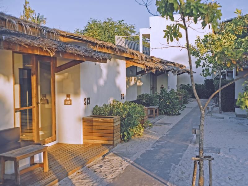 ESCAPE BEACH RESORT — фото 15
