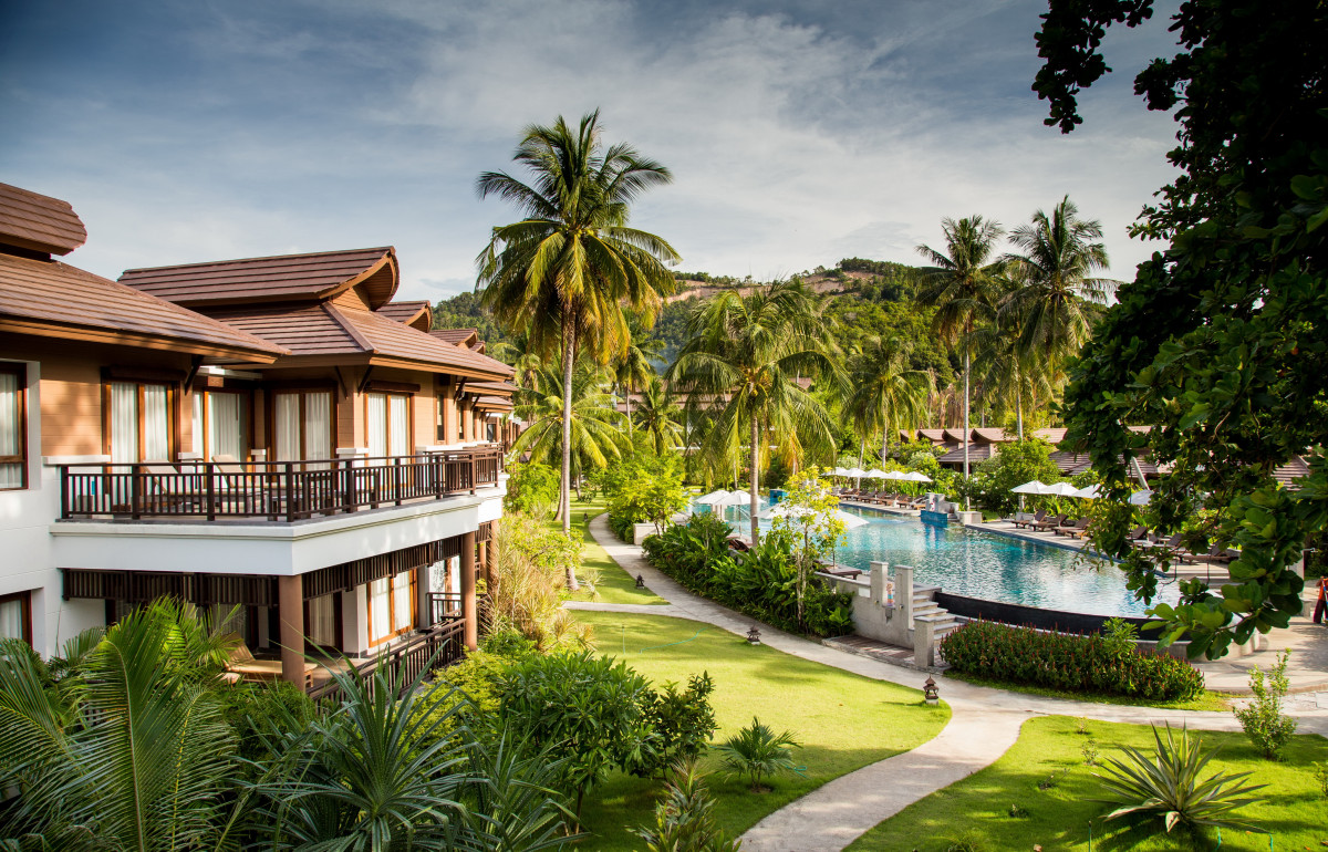 MAEHAAD BAY RESORT