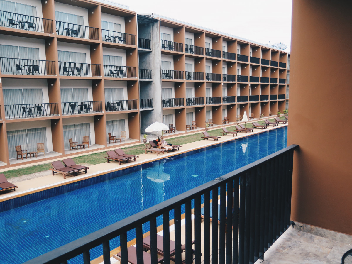 TEAK WING HOTEL