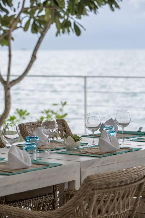 TEMBO BEACH CLUB & RESORT — фото 14