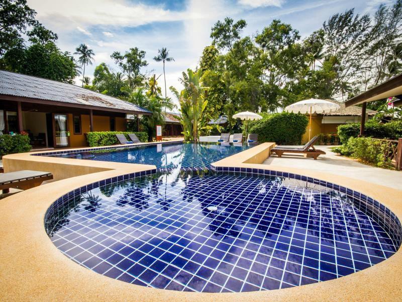 THE LIPA LOVELY RESORT — фото 10