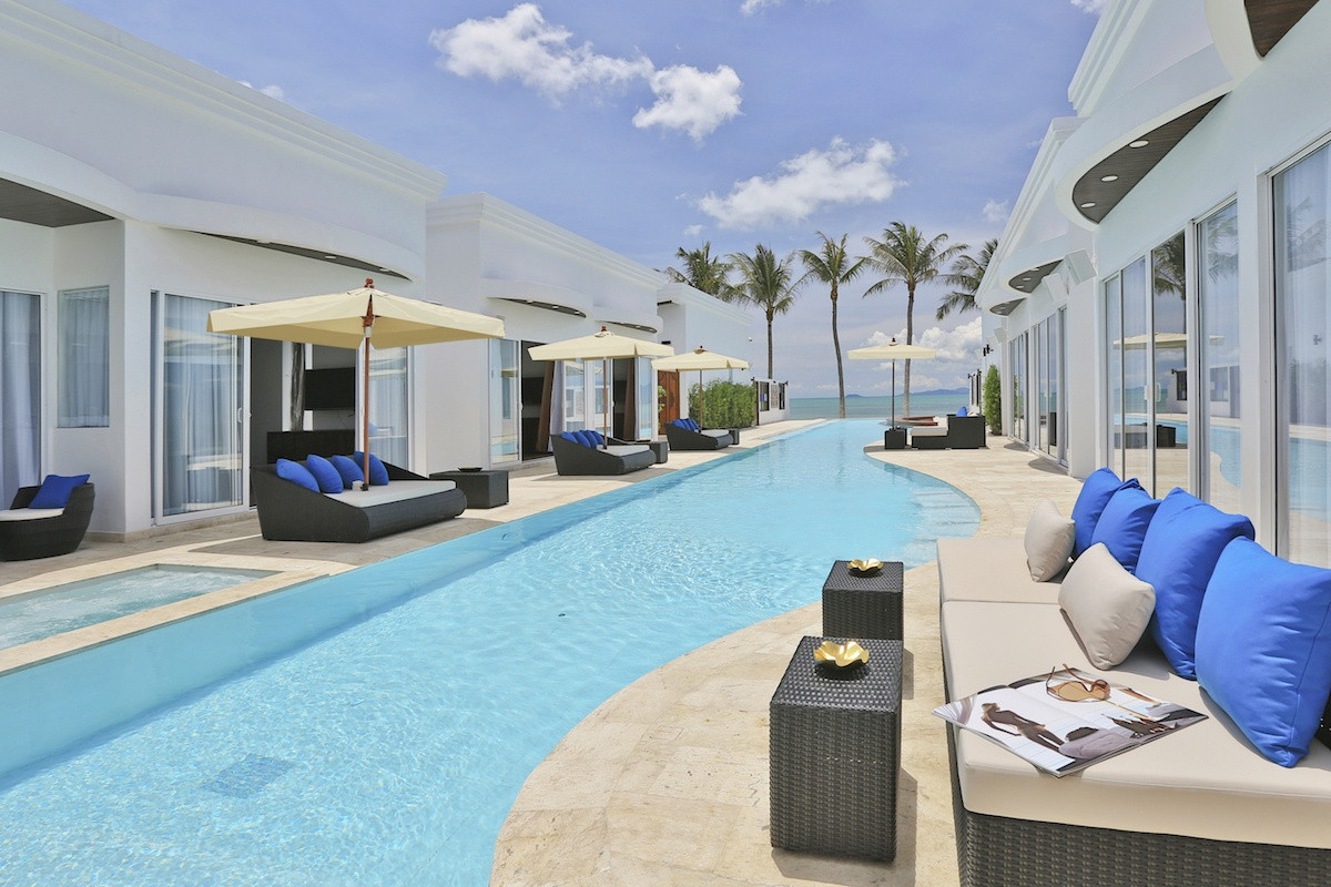 THE PRIVILEGE HOTEL EZRA BEACH CLUB — фото 18