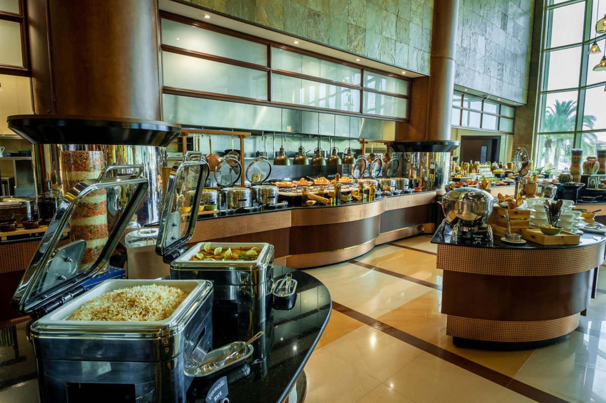 AL RAHA BEACH HOTEL — фото 9