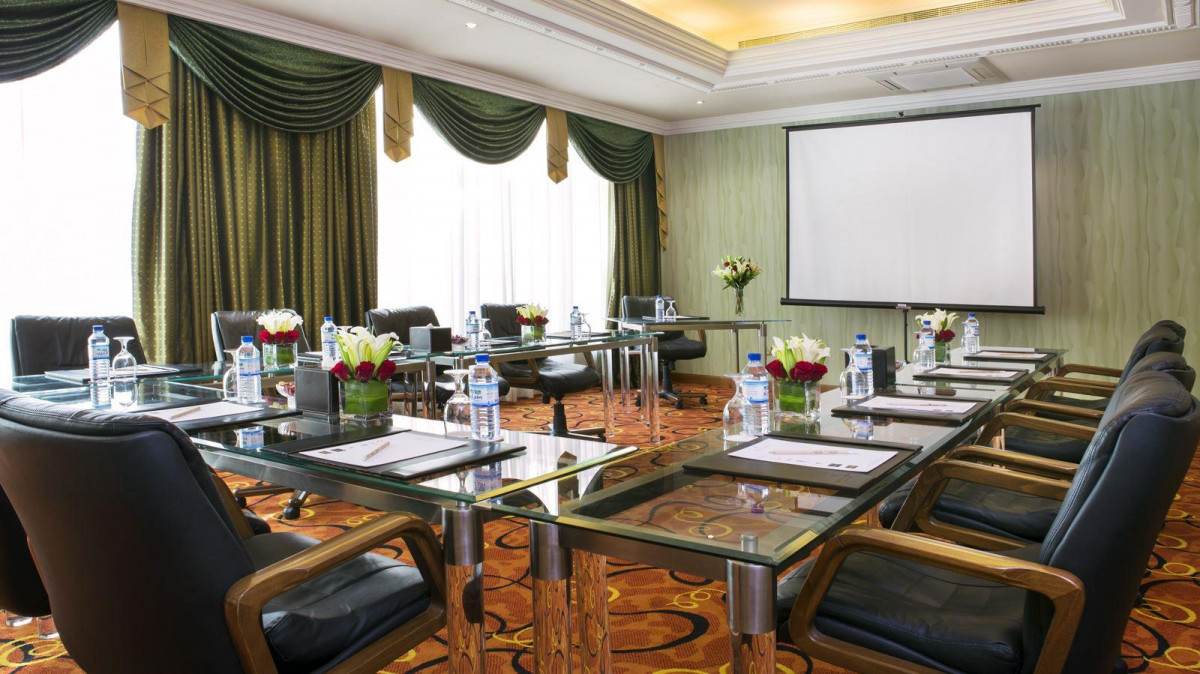 AL RAHA BEACH HOTEL — фото 18
