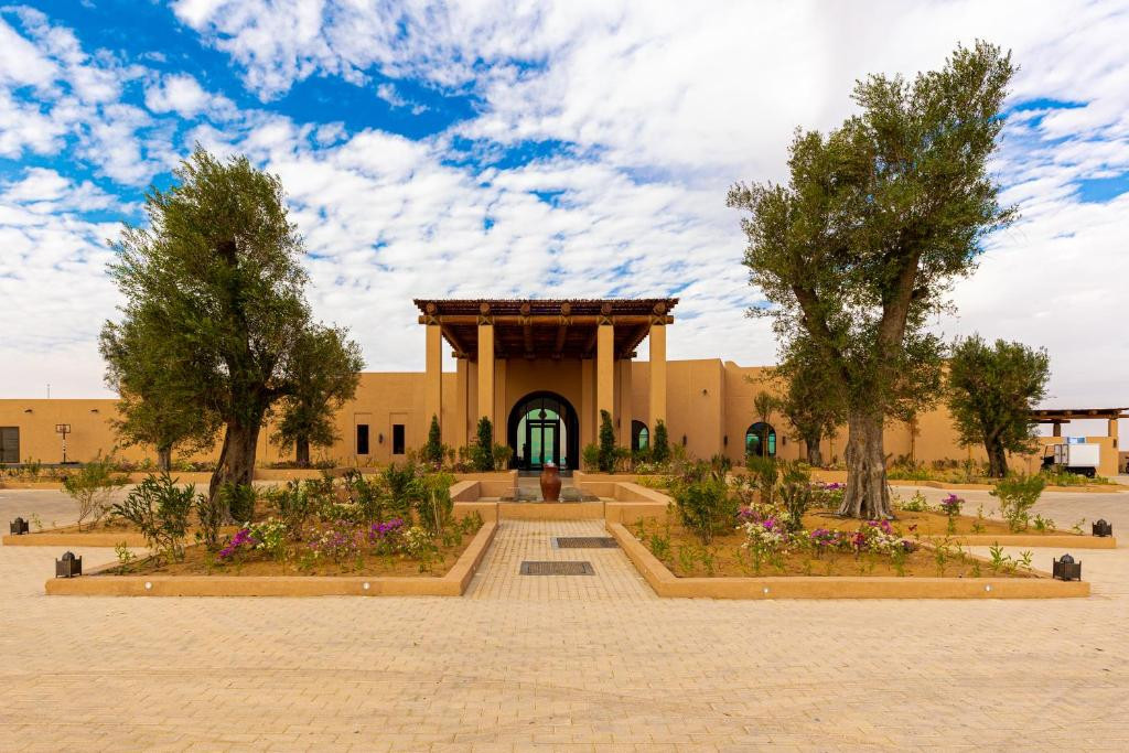BAB AL NOJOUM BATEEN LIWA — фото 13