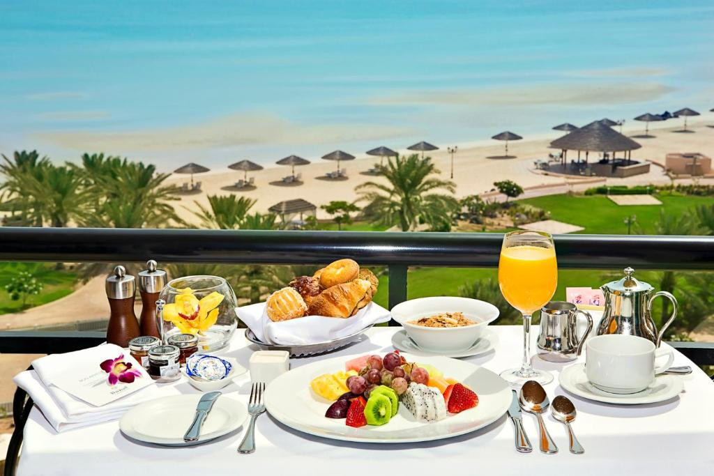 DANAT JEBEL AL DHANNA RESORT — фото 12