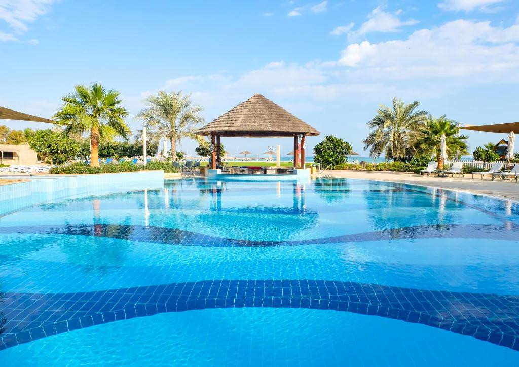 DANAT JEBEL AL DHANNA RESORT — фото 17