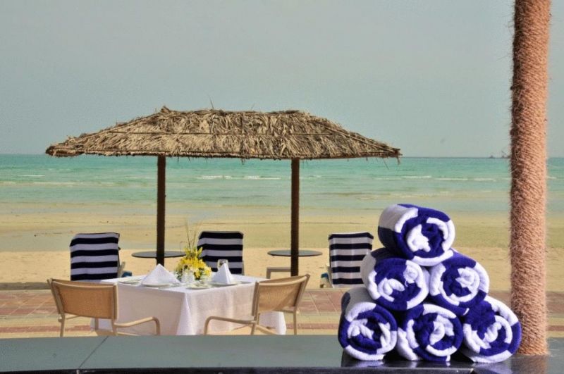DHAFRA BEACH — фото 4