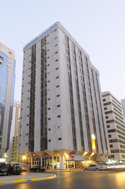 EMIRATES PLAZA HOTEL