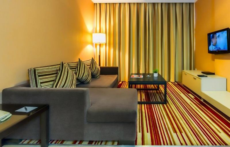 EXECUTIVE SUITES BY MOUROUJ GLORIA — фото 10