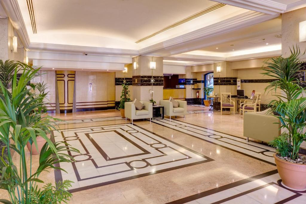 NOVEL HOTEL CITY CENTER (EX. MERCURE CENTRE ABU DHABI) — фото 4