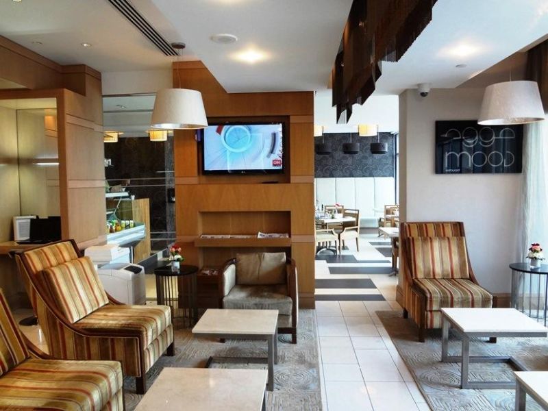 OAKS LIWA EXECUTIVE SUITES — фото 3