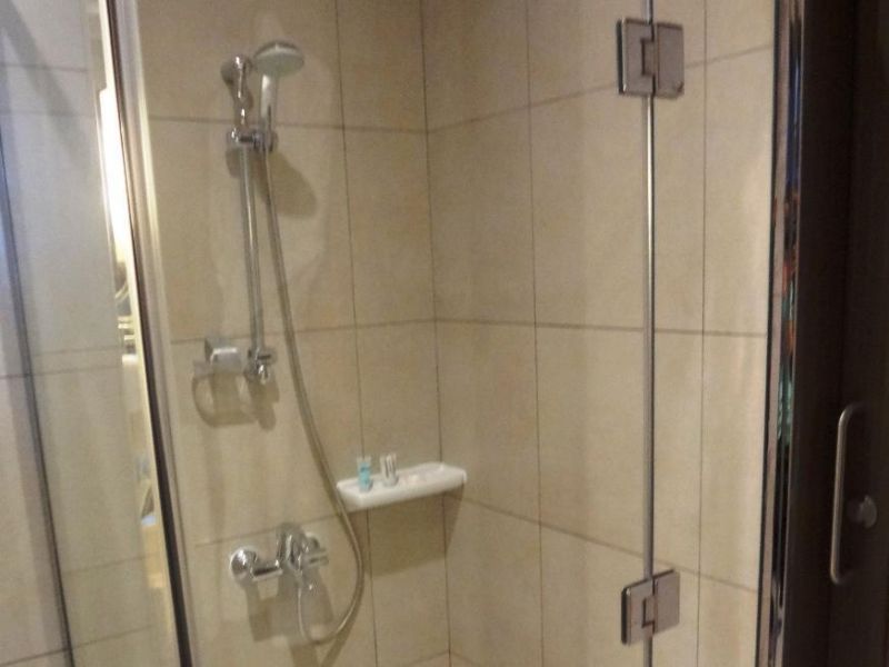 OAKS LIWA EXECUTIVE SUITES — фото 10