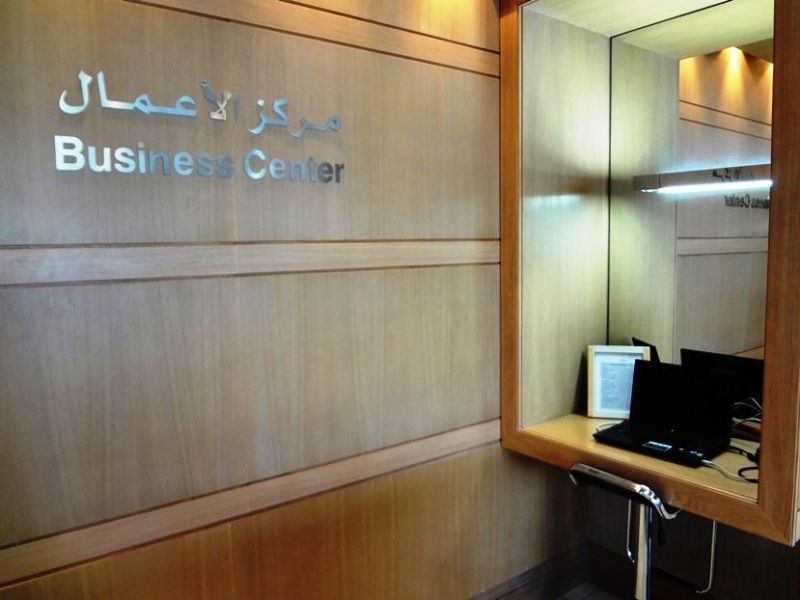 OAKS LIWA EXECUTIVE SUITES — фото 12