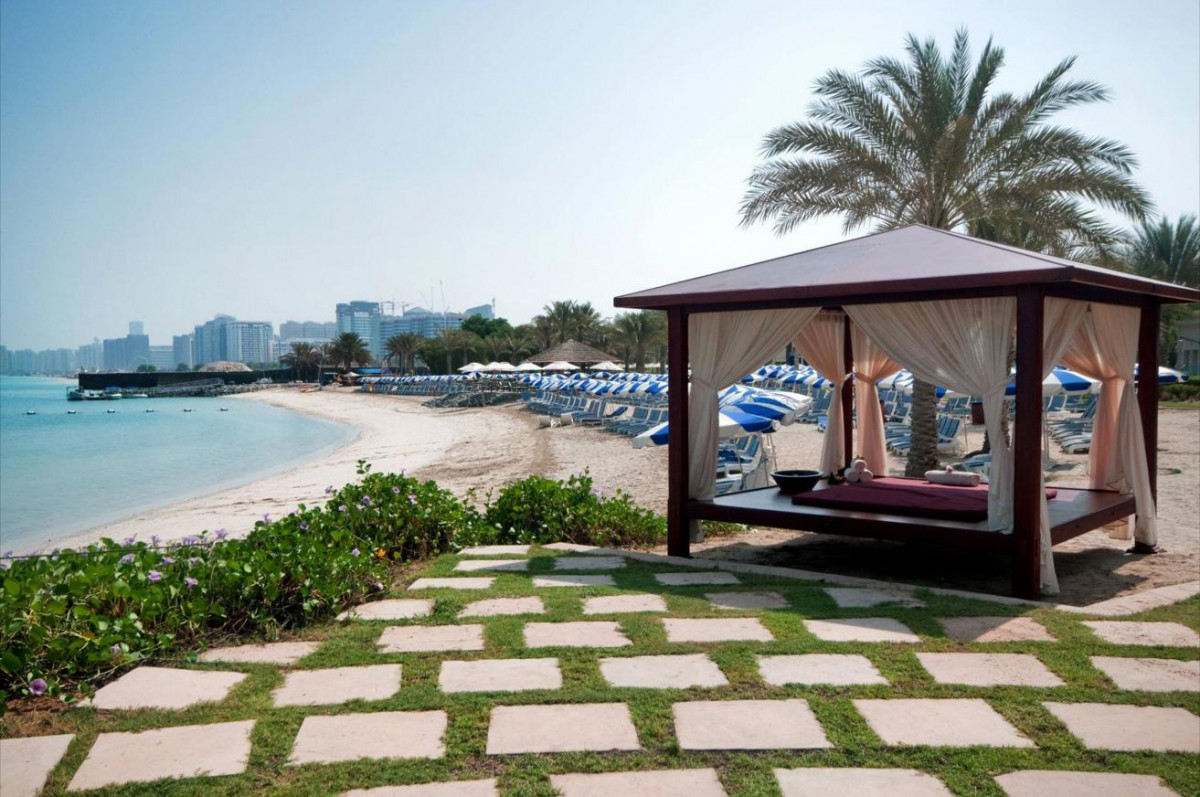 RADISSON BLU HOTEL & RESORT ABU DHABI CORNICHE (EX. HILTON ABU DHABI) — фото 7