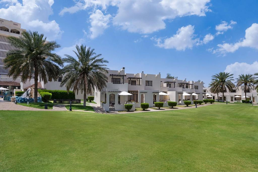RADISSON BLU HOTEL & RESORT AL AIN — фото 4