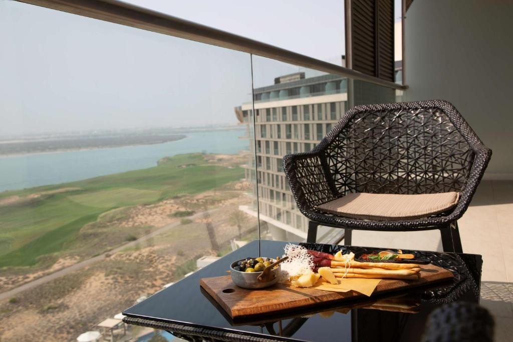 RADISSON BLU HOTEL YAS ISLAND ABU DHABI — фото 8