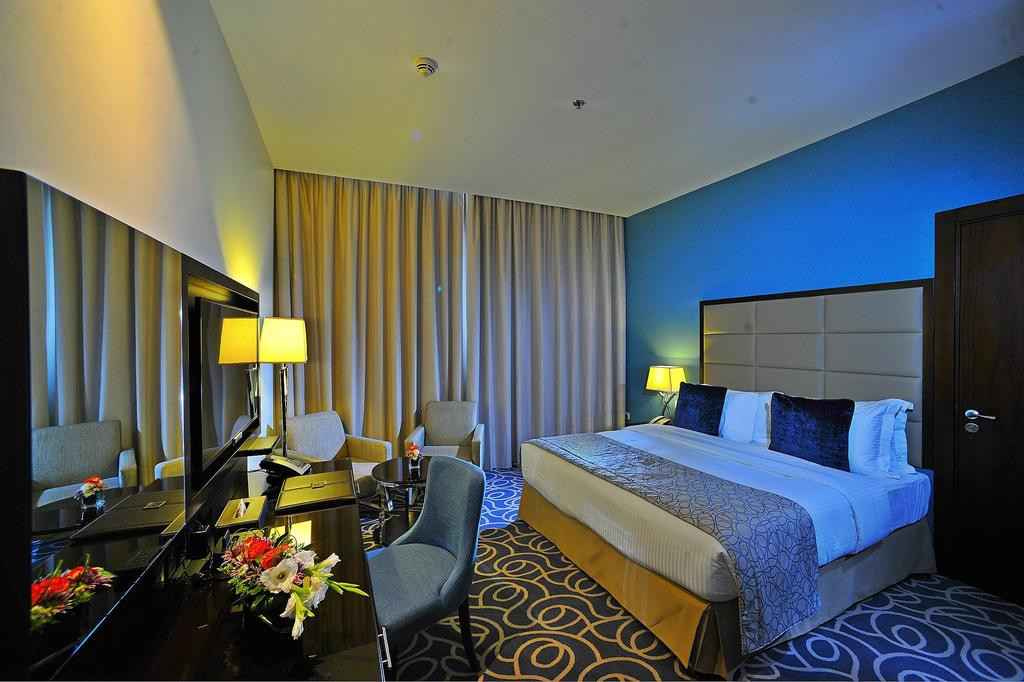 RAMADA ABU DHABI CORNICHE — фото 15