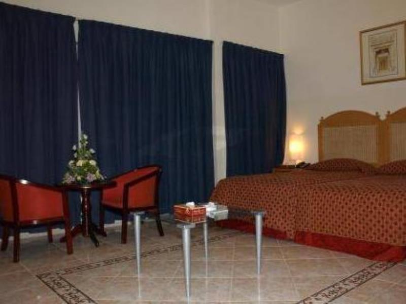 RAMEE GUESTLINE HOTEL APARTMENT — фото 3