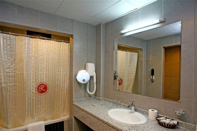 RAMEE ROSE HOTEL APARTMENTS — фото 12