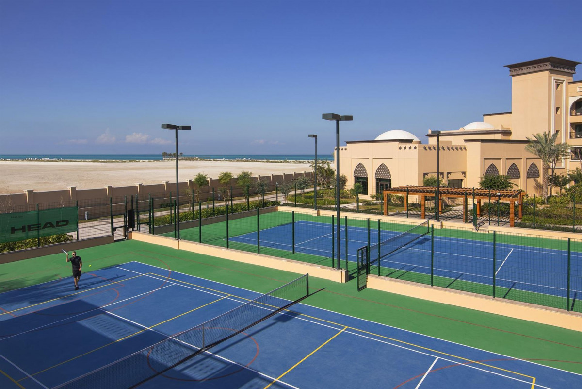 SAADIYAT ROTANA RESORT & VILLAS — фото 17