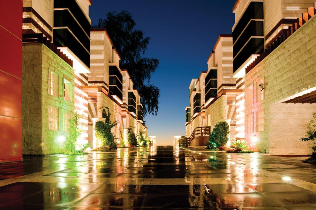 VILLAGGIO HOTEL ABU DHABI (EX. ONE TO ONE HOTEL THE VILLAGE) — фото 2