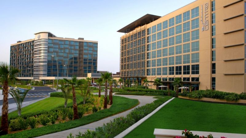 YAS PLAZA CIRCUIT (EX. CENTRO YAS ISLAND ROTANA) — фото 2