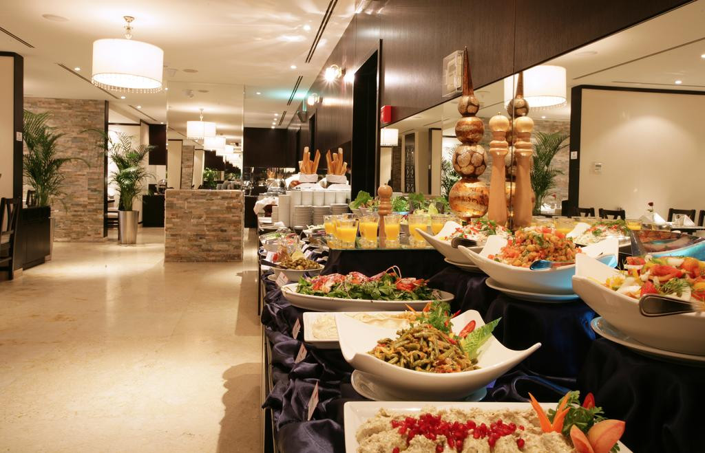 RAMADA HOTEL & SUITES AJMAN — фото 12
