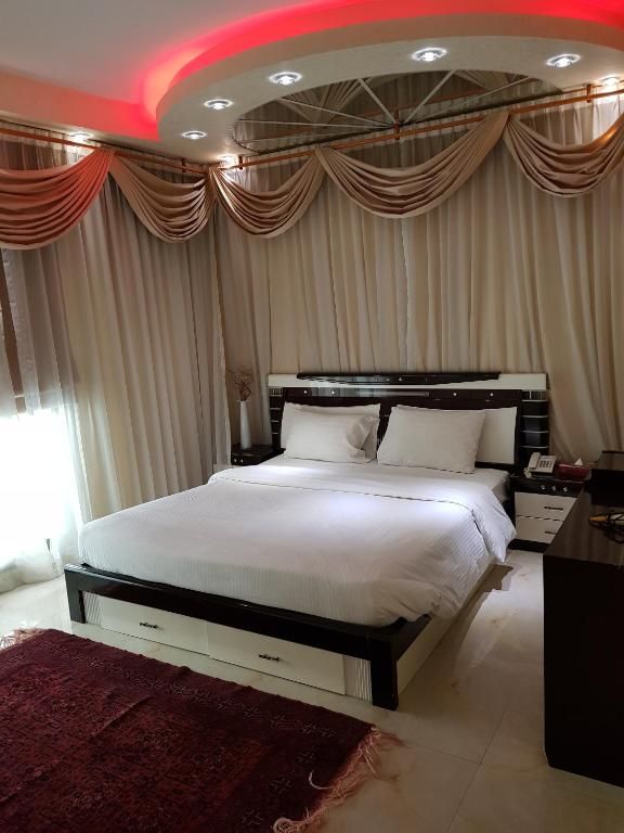 AL JAZEERA HOTEL APARTMENTS LLC — фото 17