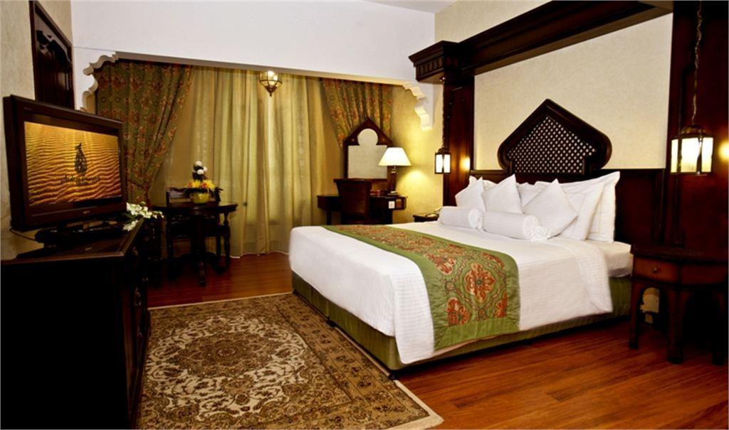 ARABIAN COURTYARD HOTEL & SPA — фото 14