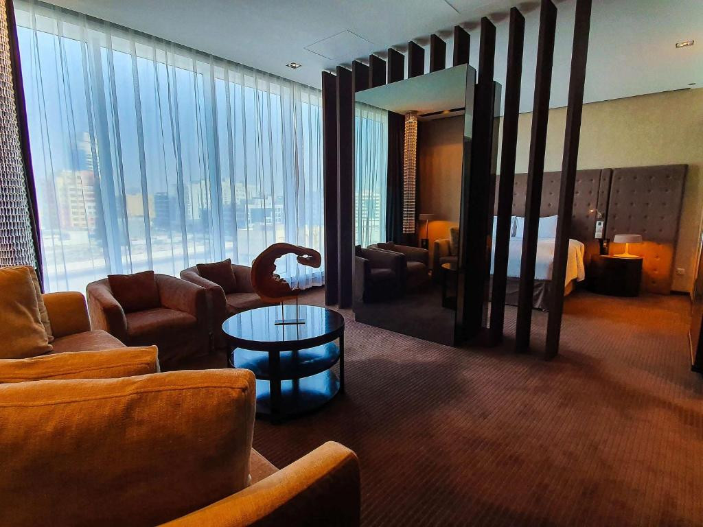CANVAS DUBAI MGALLERY BY SOFITEL — фото 17