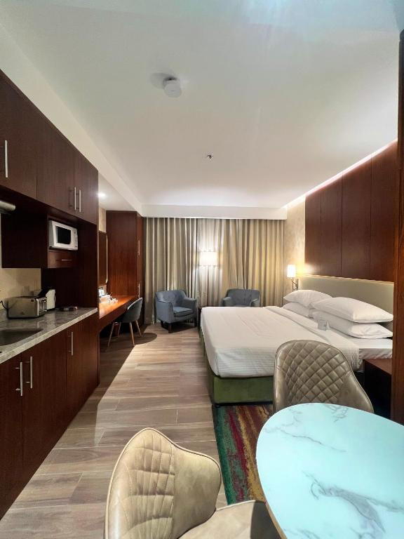 CITY SEASONS SUITES — фото 2