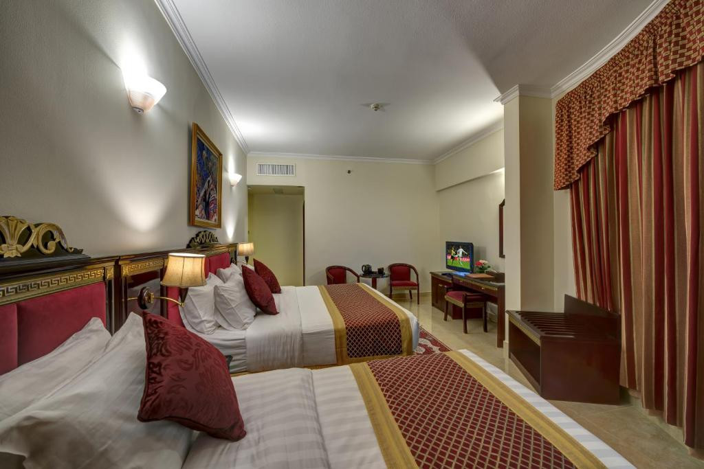 COMFORT INN — фото 18