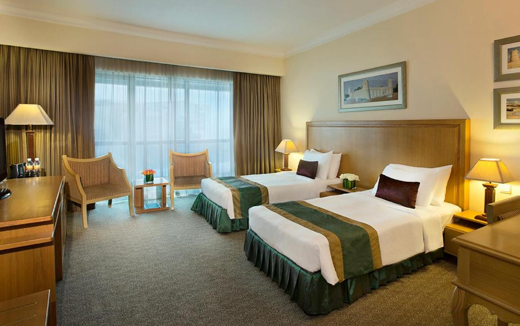 DOUBLETREE BY HILTON DUBAI PORT SAEED (EX. CITY SEASONS HOTEL DUBAI) — фото 8