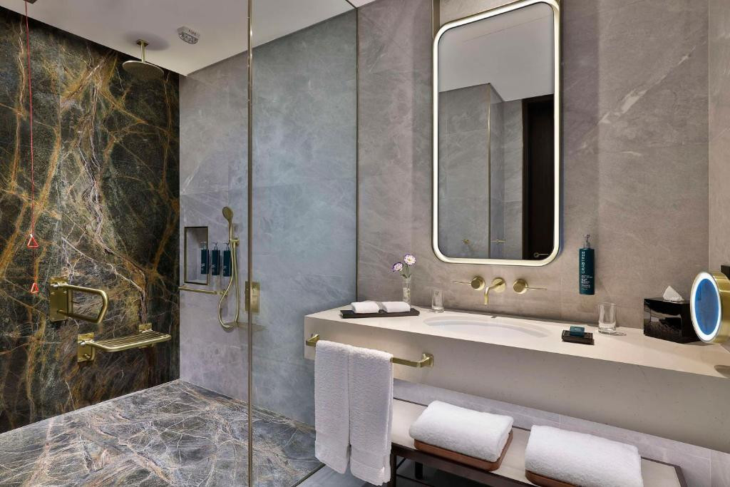 EMBASSY SUITES BY HILTON DUBAI BUSINESS BAY — фото 17