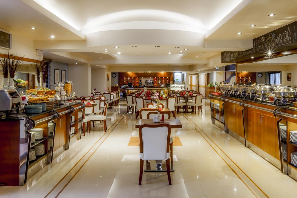 GOLDEN SANDS HOTEL APARTMENTS — фото 14